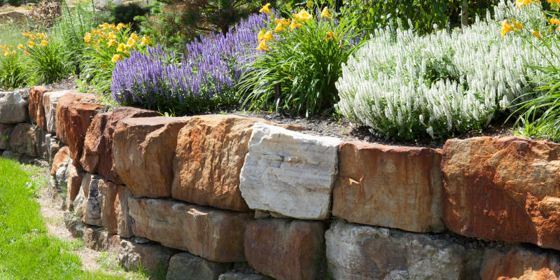Boulder Walls in Northport, Alabama